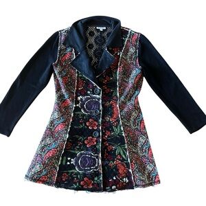 Paris Hues longline wearable art jacket Size Small